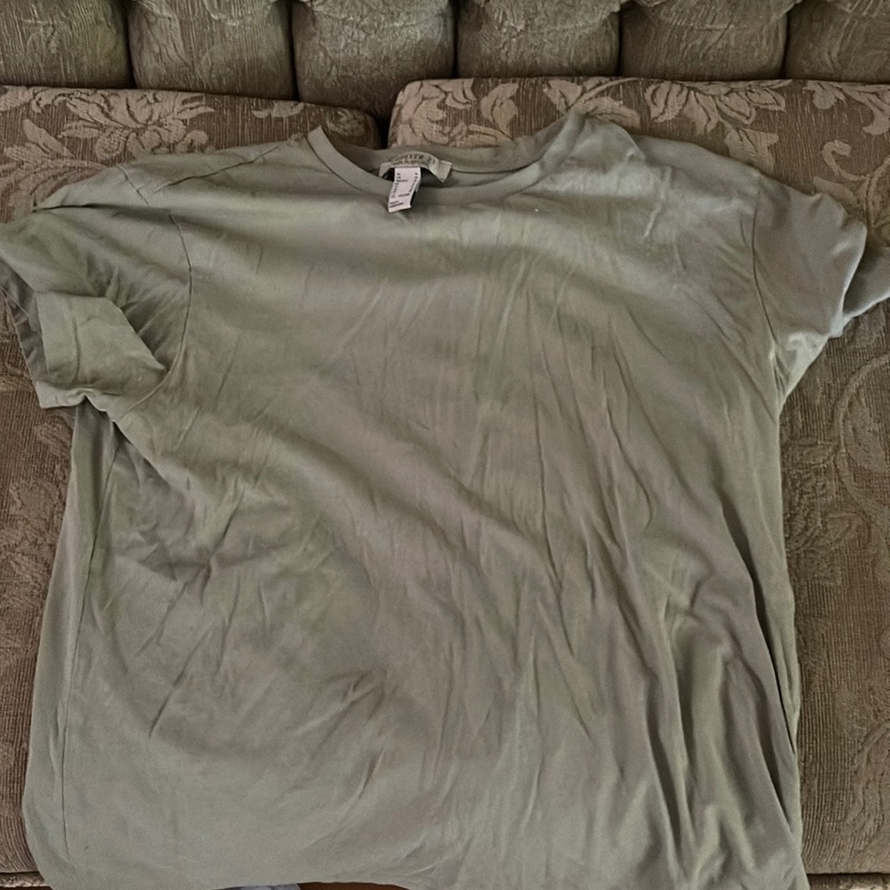 Forever 21 shirt